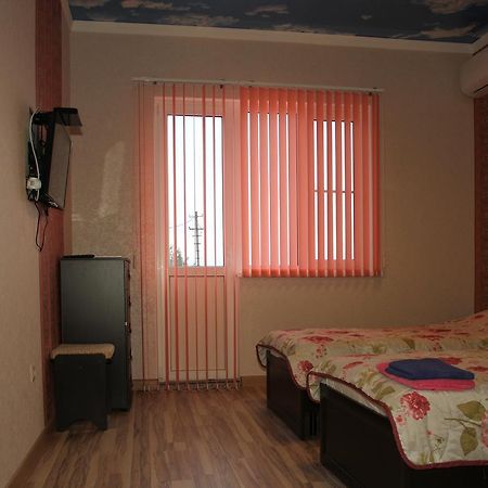 Guest House Vzgorye Гагра Екстериор снимка