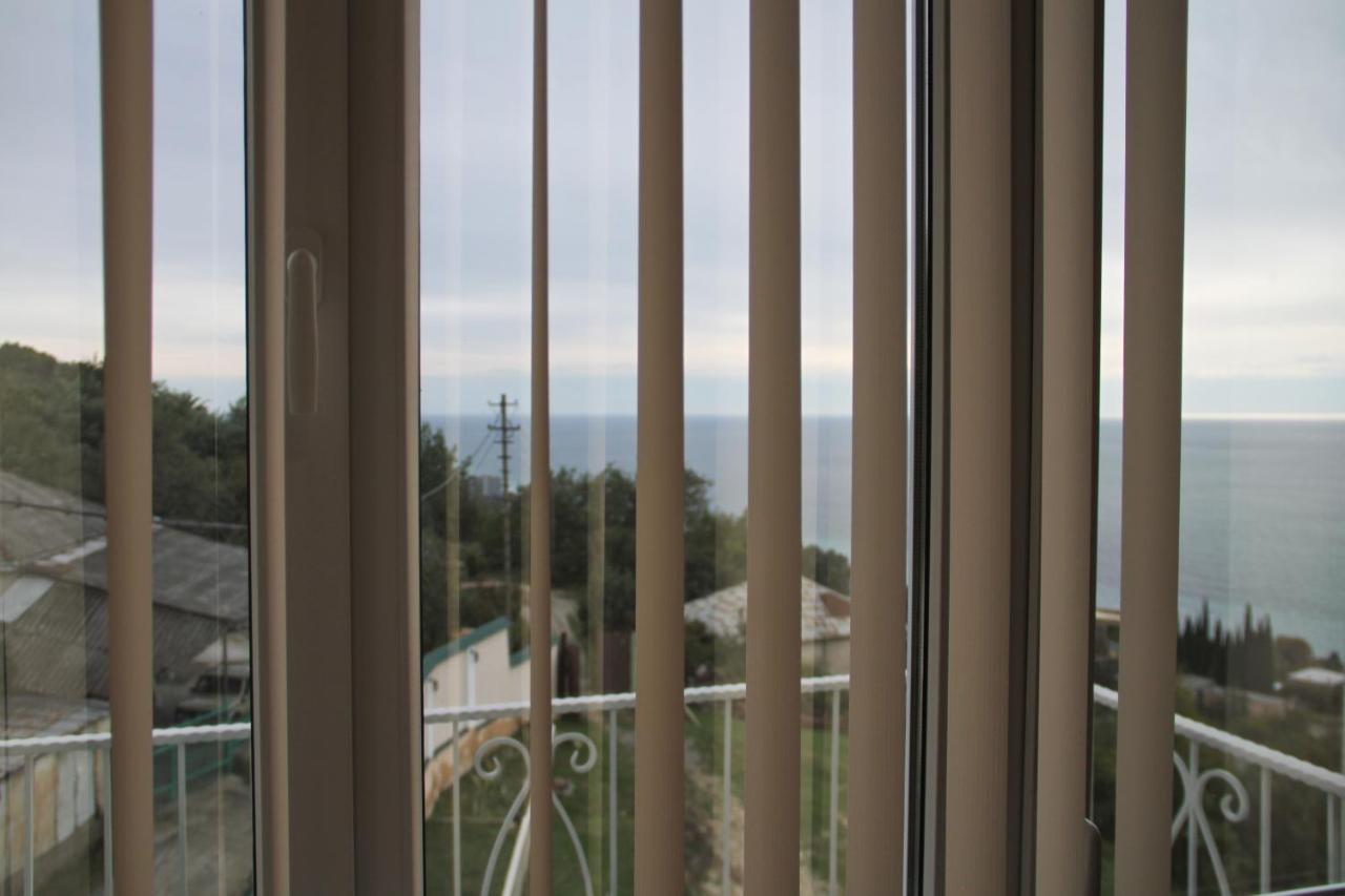 Guest House Vzgorye Гагра Екстериор снимка