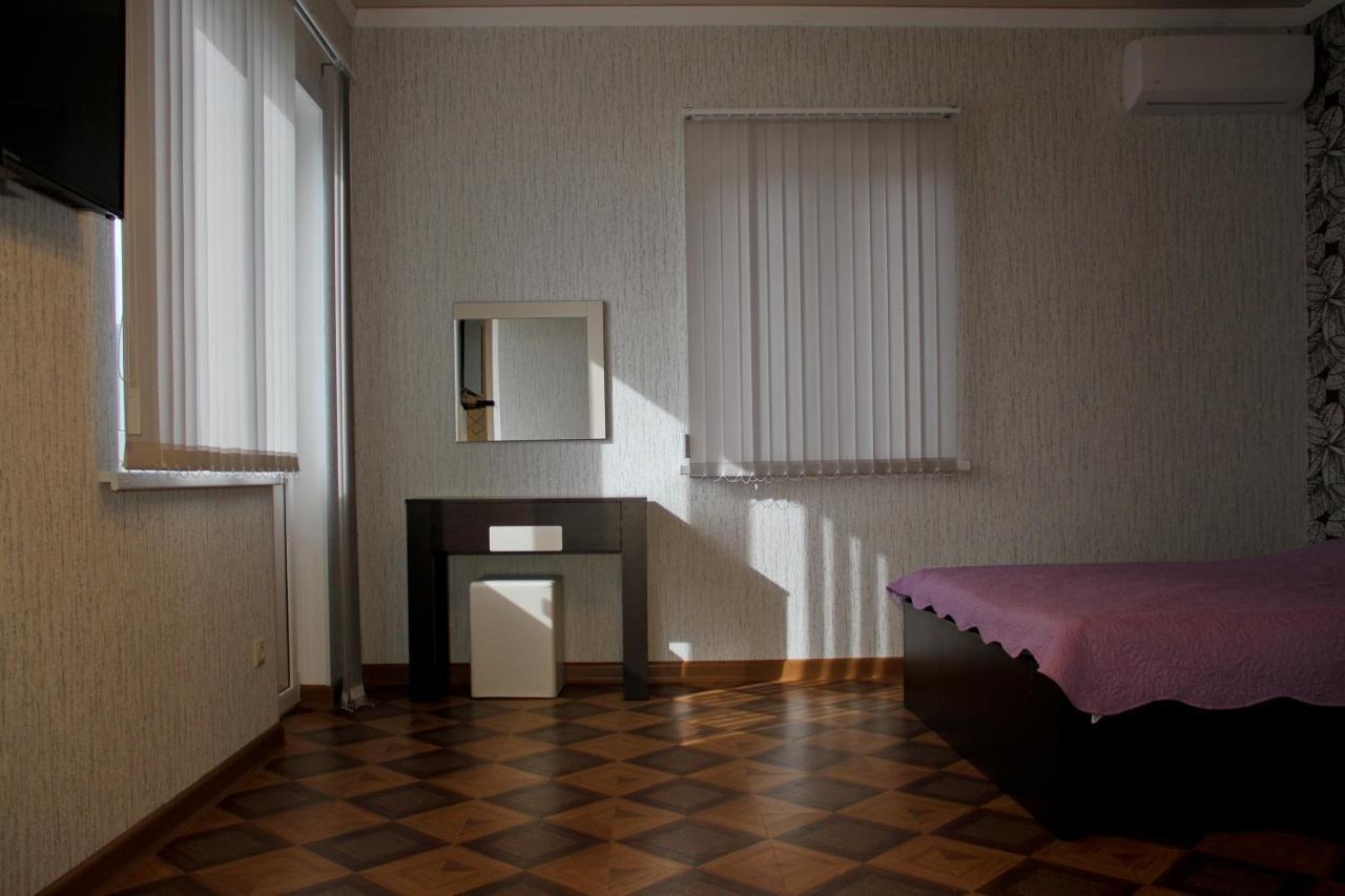 Guest House Vzgorye Гагра Екстериор снимка