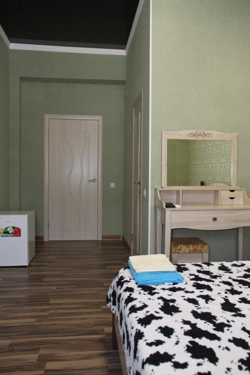 Guest House Vzgorye Гагра Екстериор снимка
